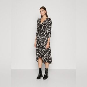 GAP Runched MIDI Dress